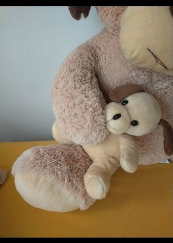 Beden Büyük ve küçük kahverengi peluş köpek oyuncakları