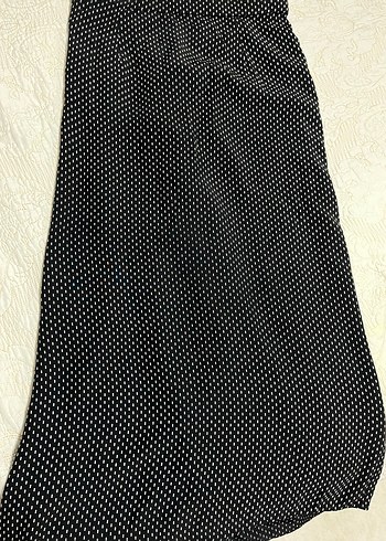 Puantiye Desenli Piliseli Midi Etek - Görsel 2