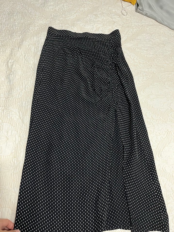 Puantiye Desenli Piliseli Midi Etek - Görsel 4