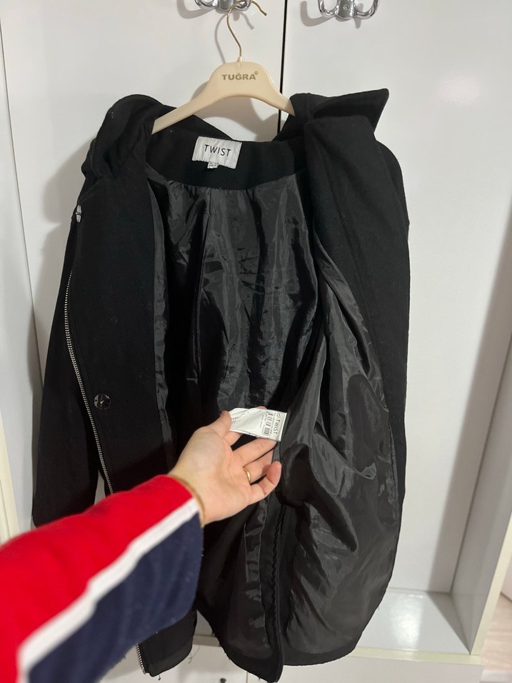 Fermuarlı Siyah Midi Kaban - Görsel 5