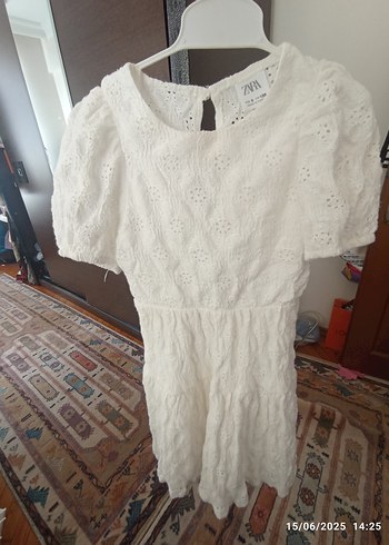 9 Yaş Beden Kız Çocuk Beyaz Keten Dantel Nakışlı Elbise