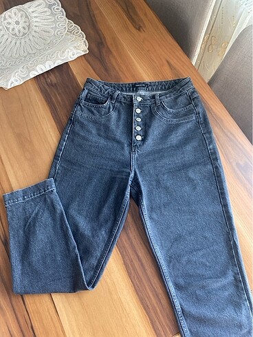 Trendyolmilla önden düğmeli pantolon