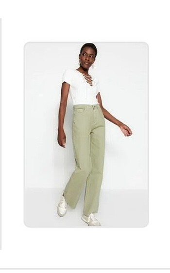 Trendyol milla yeşil pantolon