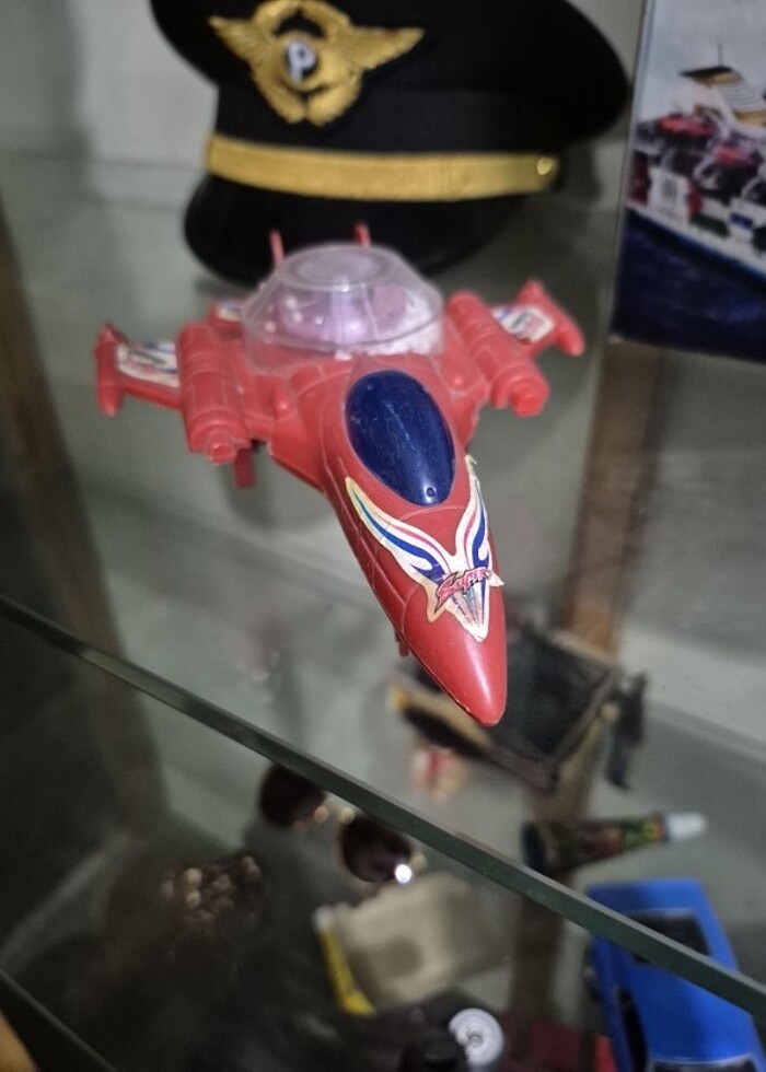 Oyuncak uçak  - Görsel 2