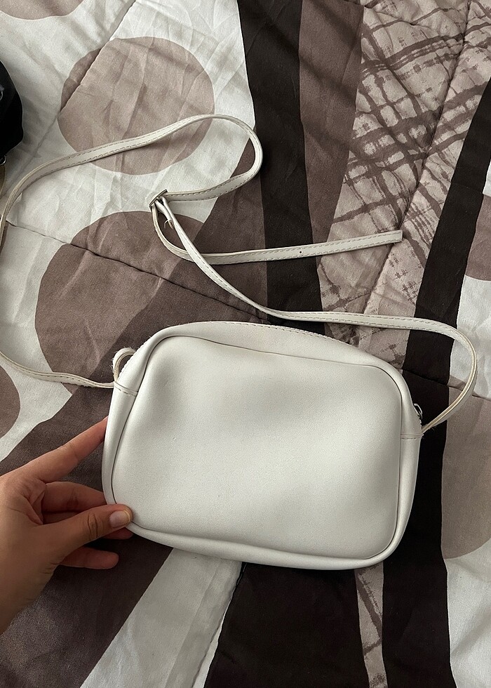 Beyaz çanta - Görsel 2