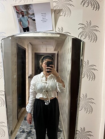 Beyaz crop gömlek