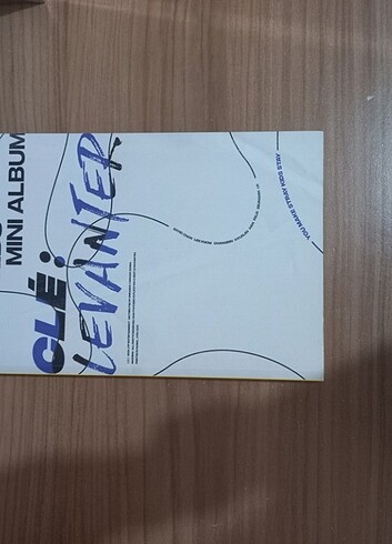 stray kids LEVANTER album