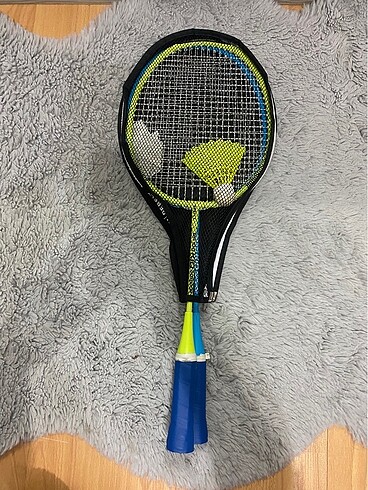 Decathlon Tenis raketi ve topu