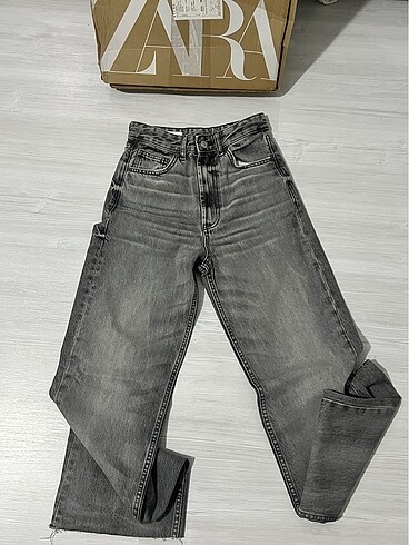 zara straight jean