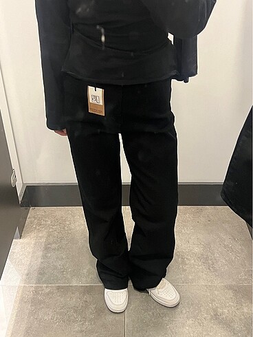 siyah straight jean