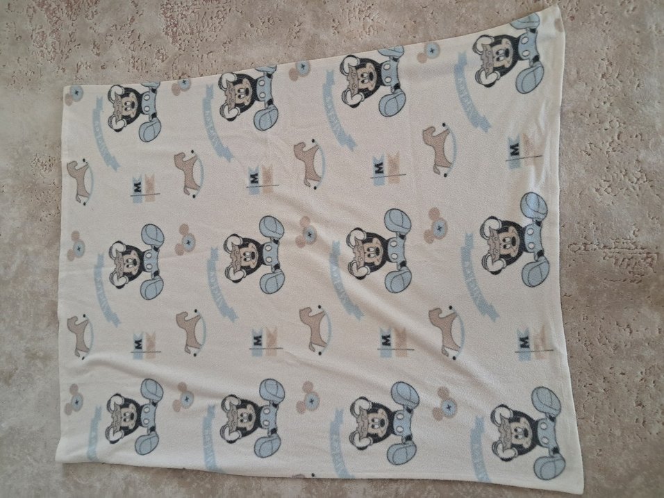 Beyaz Baskılı Çocuk Battaniyesi - Görsel 4