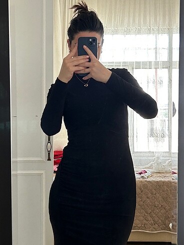 Drape detaylı midi boy elbise