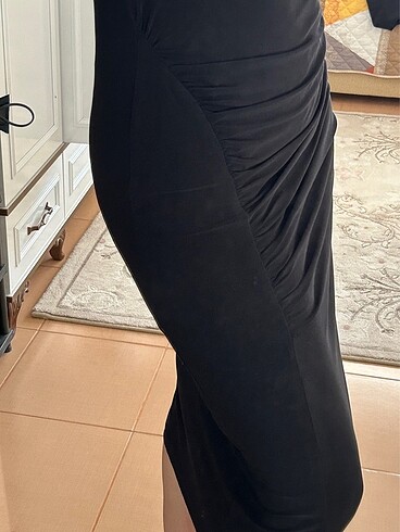 m Beden Drape detaylı midi boy elbise