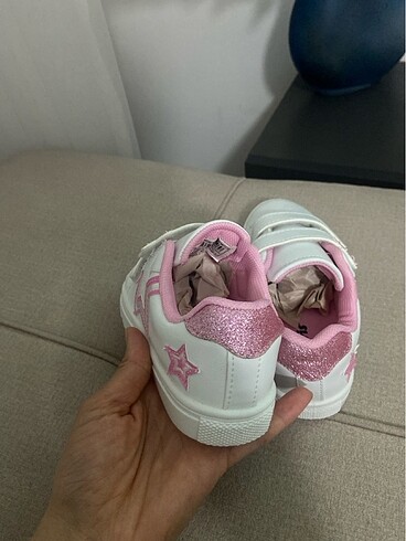 28 Beden Kız çocuk spor ayakkabı