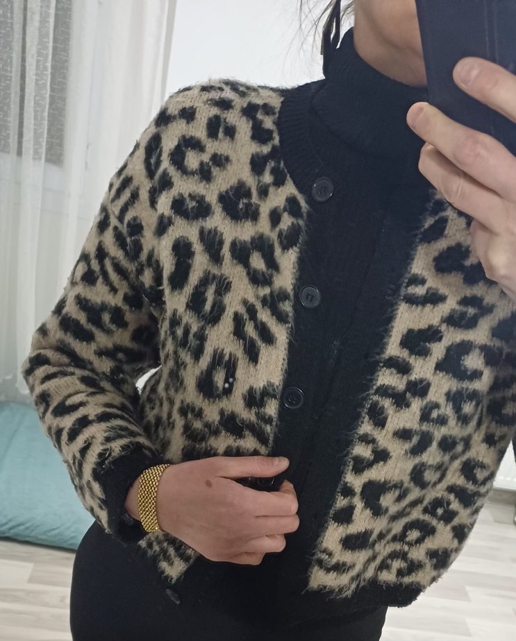 Kahverengi Leopar Desenli Kadın Hırka - Görsel 3