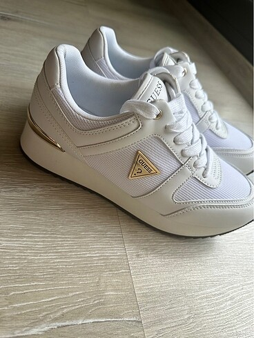 Guess ORJİNAL GUESS SNEAKERS SPOR AYAKKABI