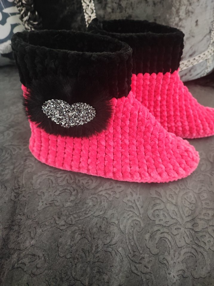 Kadife ipten ev botu - Görsel 3