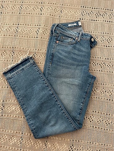 Mango jean