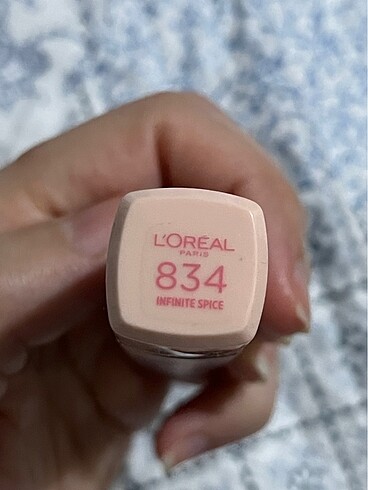 Beden Loreal les macaron ruj