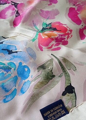 Silk & Cashmere İpek eşarp 