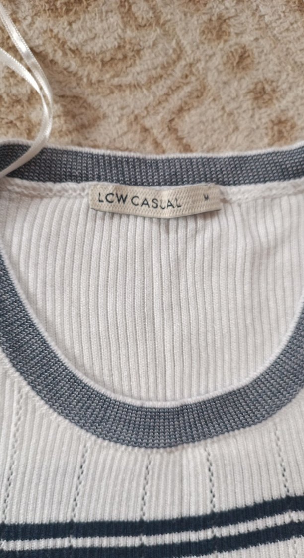 Kadın Beyaz Triko Uzun Kollu Kazak - Görsel 3