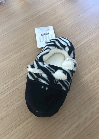 Penti Kız Çocuk Zebra Desenli Sıcak Ev Terliği - Görsel 2