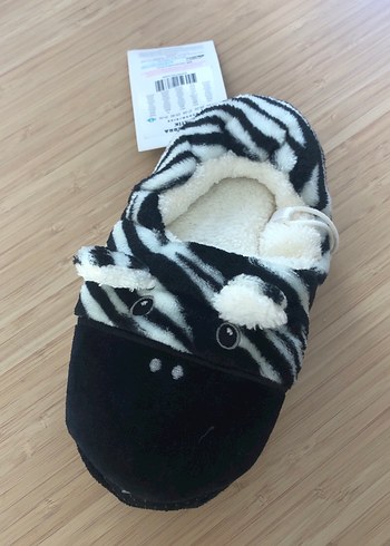 Penti Kız Çocuk Zebra Desenli Sıcak Ev Terliği - Görsel 3