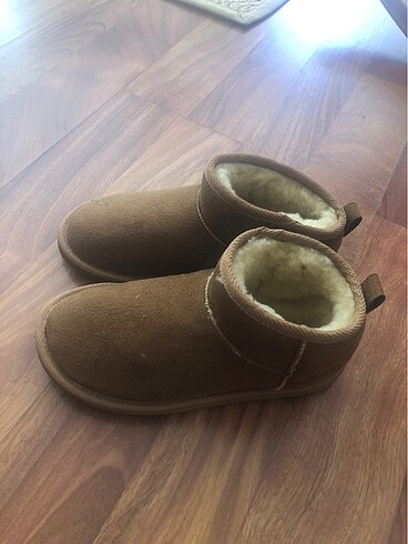 Ugg yeni