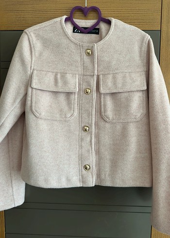 Zara düğmeli açık pudra pembemsi kısa ince ceket