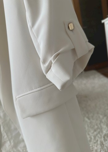 Zara Zara Beyaz Düğmeli Kadın Blazer Ceket