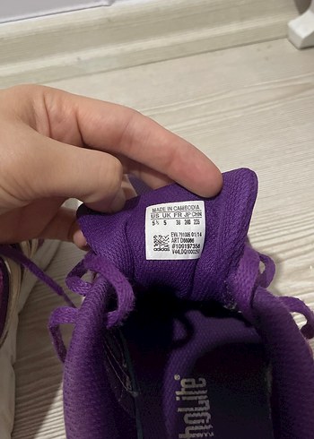 38 Beden mor Renk Adidas mor spor ayakkabısı
