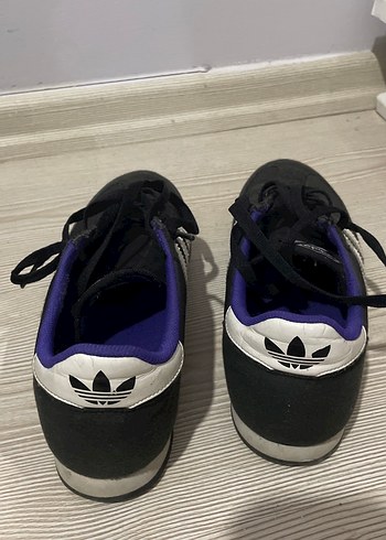 37 Beden Mor Detaylı Adidas Kadın Spor Ayakkabı