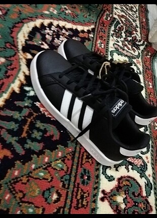 Adidas Spor ayakkabı kadın hiç kullanılmadı kutulu faturalı gönd