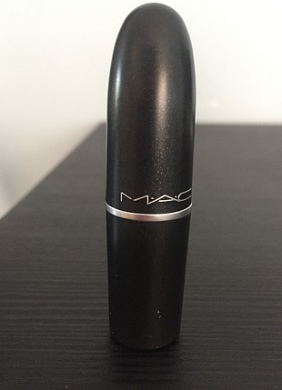 MAC Mac kinda sexy