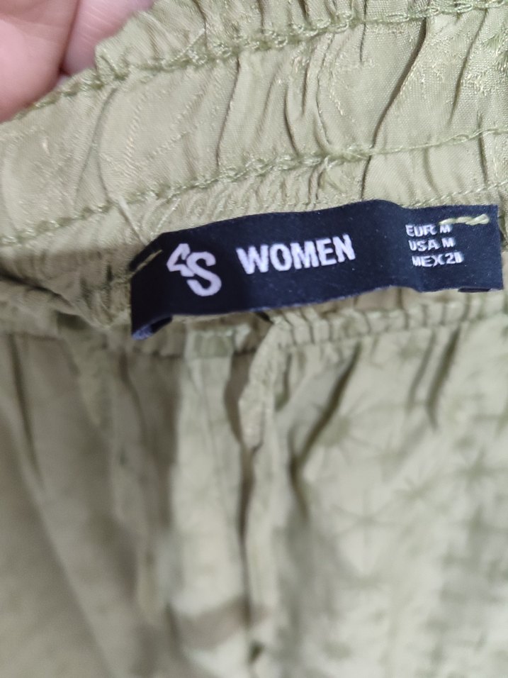Yeni Etiketli Ş beden  haki salaş model  saten kumaş pantolon. - Görsel 2