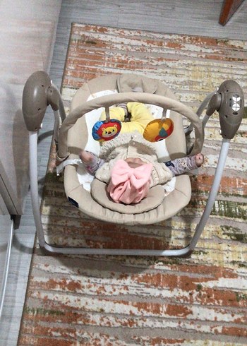Beden E bebek Bej Renkli Kumandalı Bebek Salıncağı