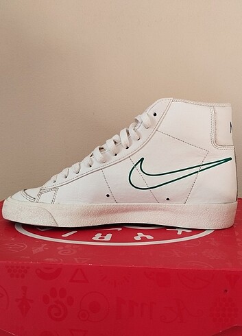 40 Beden beyaz Renk Nike Blazer