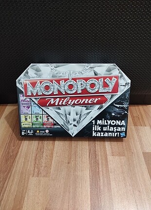 Monopoly Milyoner Kutu Oyunu