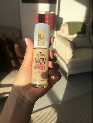 Essence Makeup Fondöten Stay All Day 16H