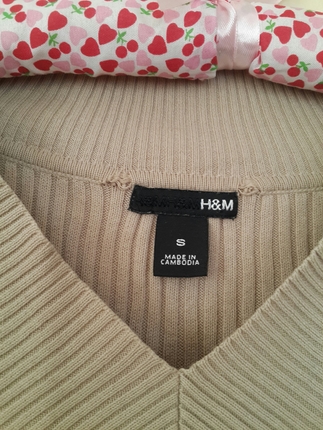 H&M krem rengi kazak