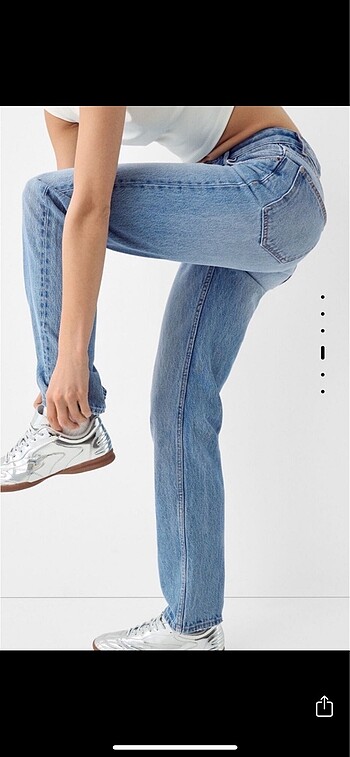 m Beden mavi Renk Bershka straight fit jean