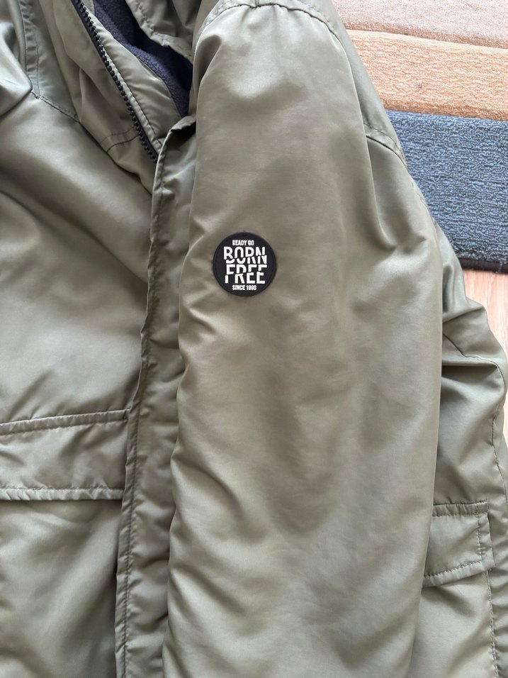 LCW Erkek Çocuk yeşil Kapüşonlu Mont - Görsel 4