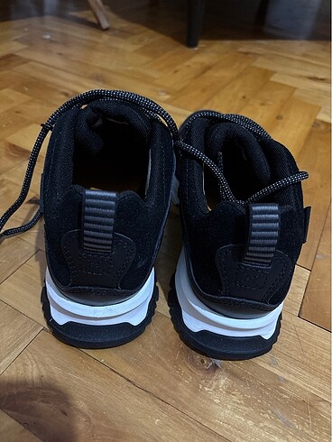 37,5 Beden siyah Renk Timberland kadın spor ayakkabı