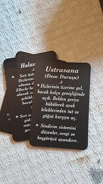 Beden Chandra Yoga Kartları (Açıklamaları ve Faydaları ile 50 Asana)