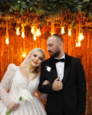 İncili gala gelin çiçeği
