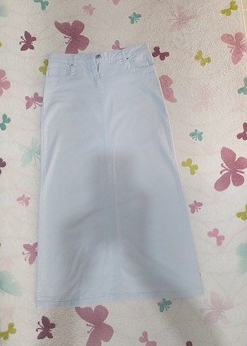 Beyaz Rahat Kesim Uzun Denim Etek