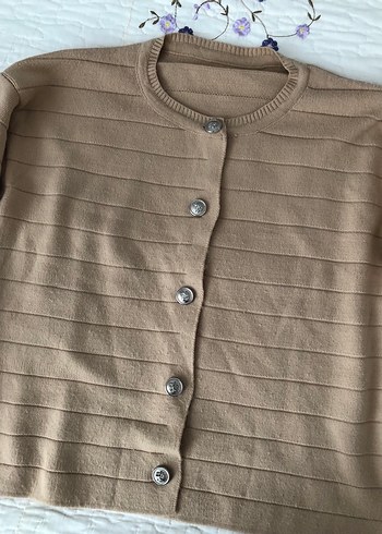 Bej Düğmeli Kadın Triko Hırka - Görsel 2