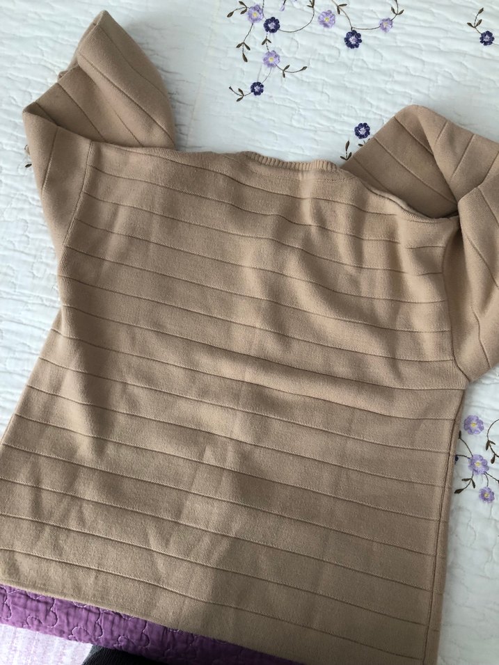 Bej Düğmeli Kadın Triko Hırka - Görsel 3