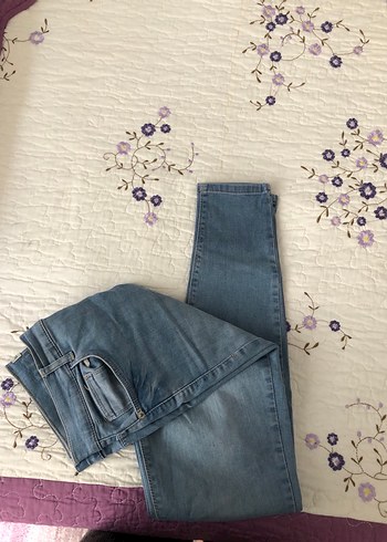 Düğmeli Dar Kesim Mavi Kot Pantolon - Görsel 2