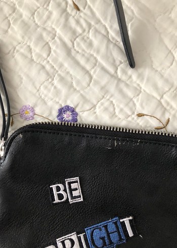 Siyah Baskılı Deri Kadın Çanta - Görsel 2